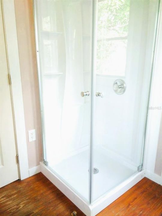 В аренду: $1,800 (2 спален, 2 ванн, 1100 Квадратных фут)