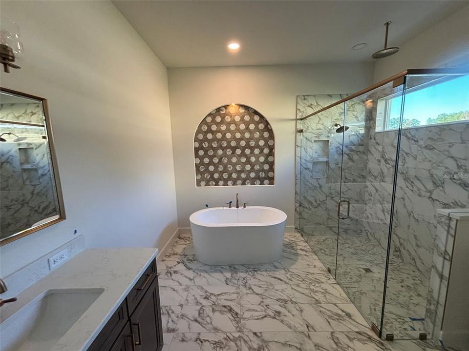 待售: $788,260 (3 贝兹, 3 浴室, 2558 平方英尺)