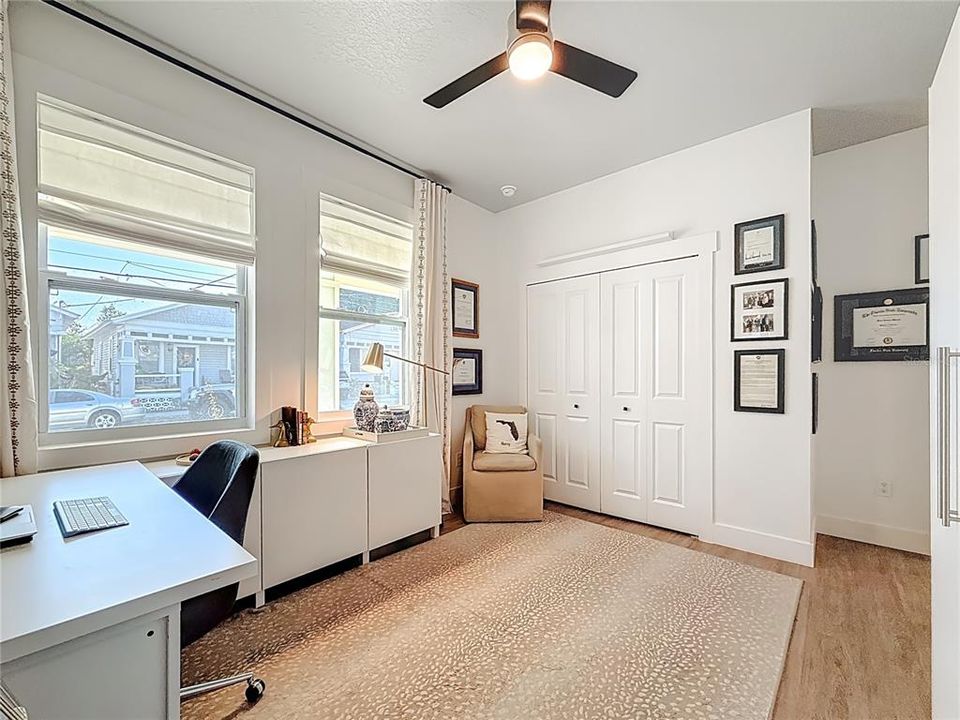 For Sale: $459,000 (3 beds, 2 baths, 1607 Square Feet)