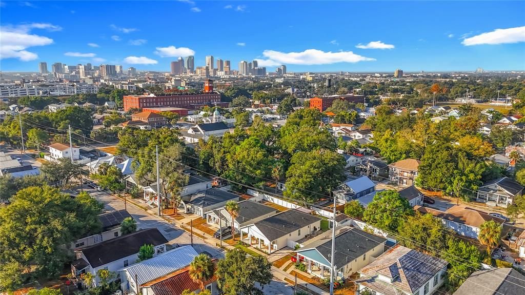 For Sale: $459,000 (3 beds, 2 baths, 1607 Square Feet)