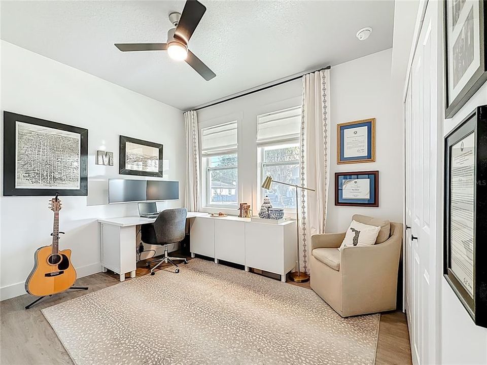 For Sale: $459,000 (3 beds, 2 baths, 1607 Square Feet)