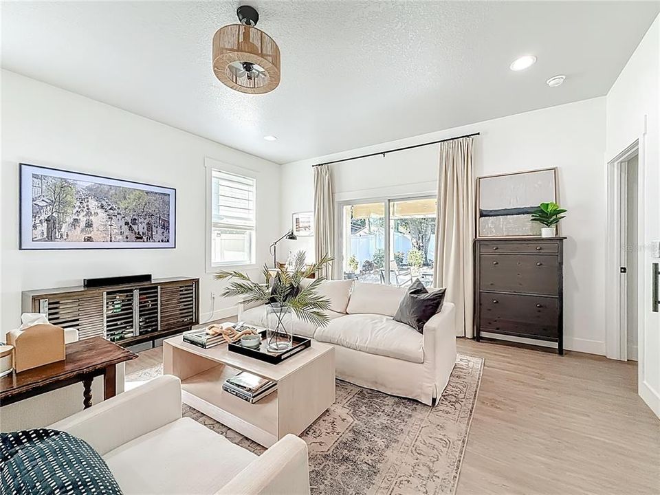 For Sale: $459,000 (3 beds, 2 baths, 1607 Square Feet)