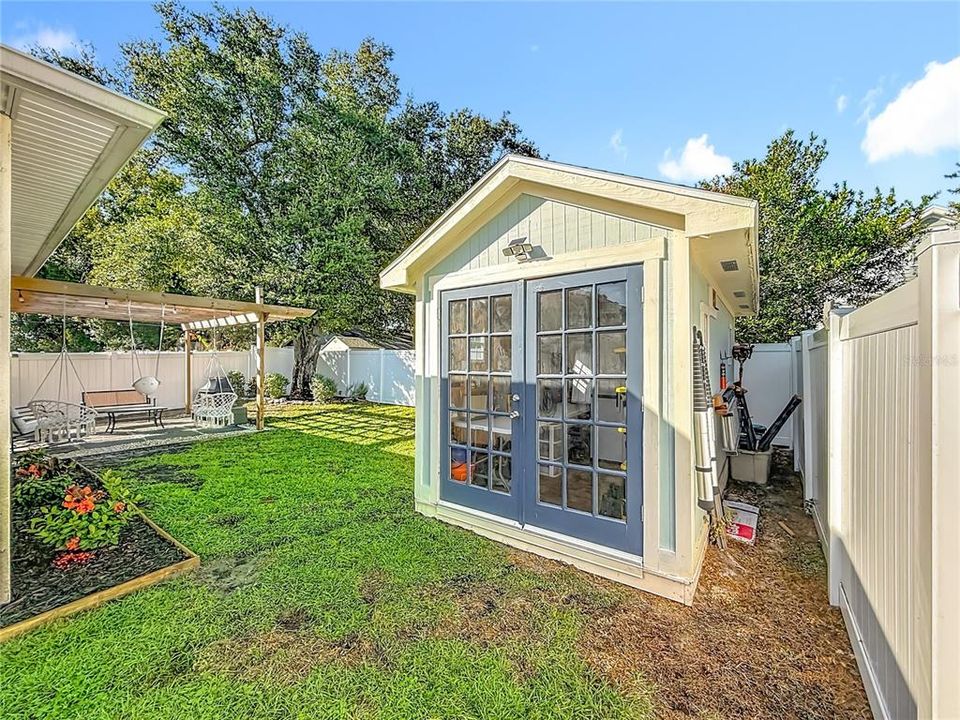 For Sale: $459,000 (3 beds, 2 baths, 1607 Square Feet)