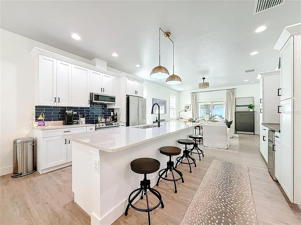 For Sale: $459,000 (3 beds, 2 baths, 1607 Square Feet)