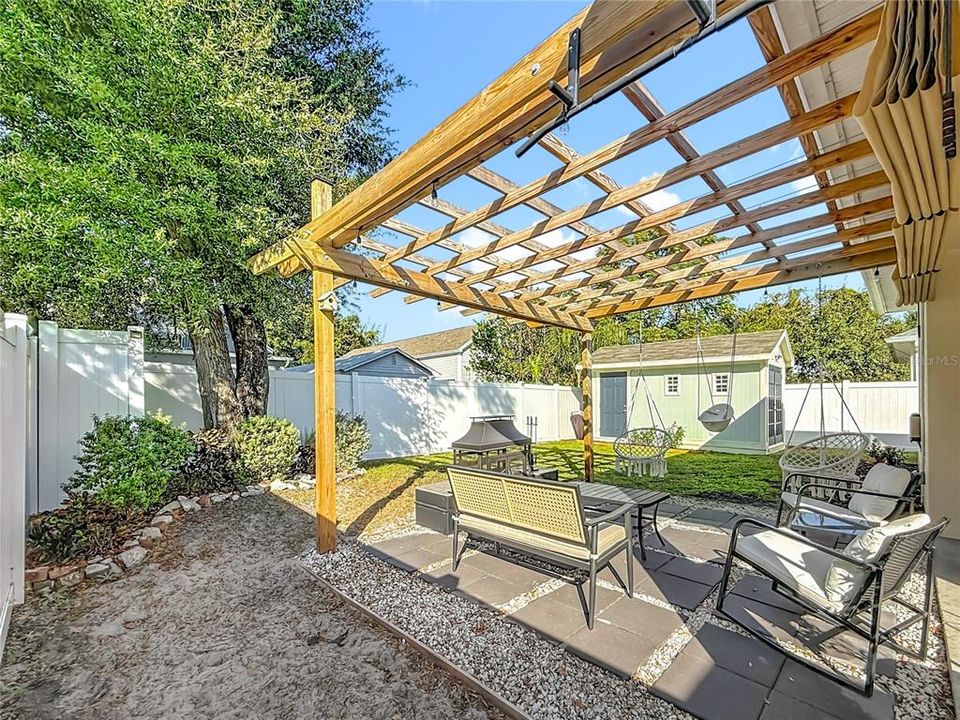 For Sale: $459,000 (3 beds, 2 baths, 1607 Square Feet)