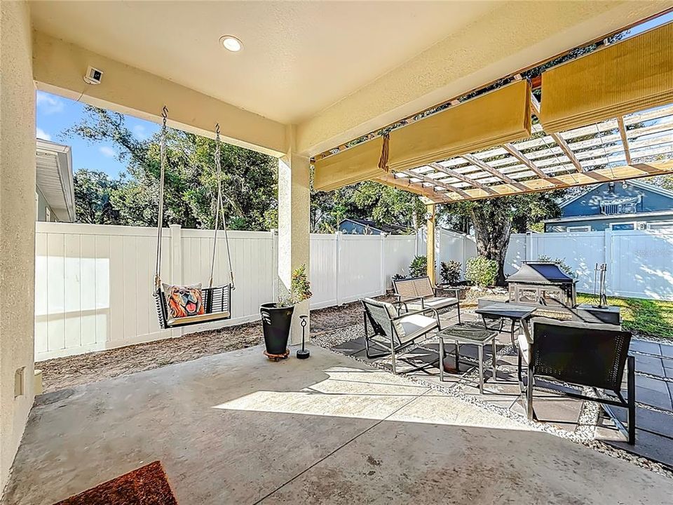 For Sale: $459,000 (3 beds, 2 baths, 1607 Square Feet)