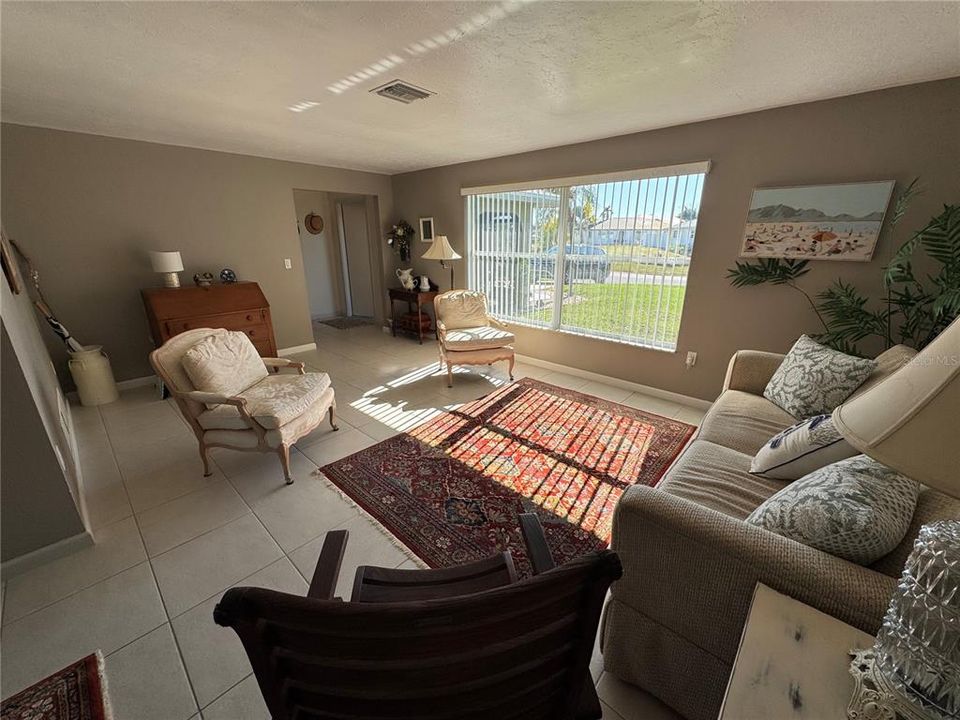 For Rent: $4,000 (2 beds, 2 baths, 1538 Square Feet)