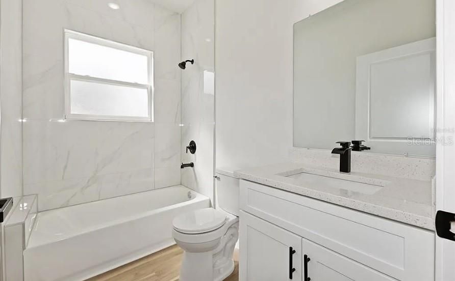 For Rent: $1,580 (4 beds, 3 baths, 1865 Square Feet)