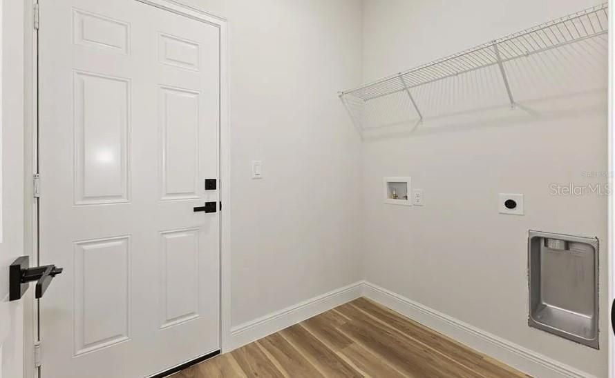 For Rent: $1,580 (4 beds, 3 baths, 1865 Square Feet)