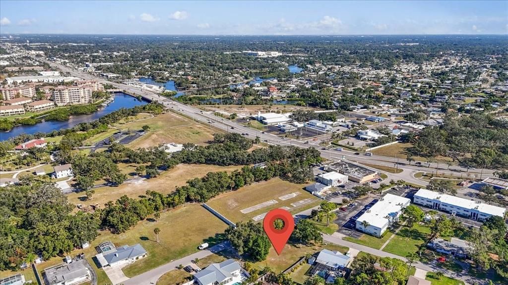 For Sale: $479,999 (0.31 acres)