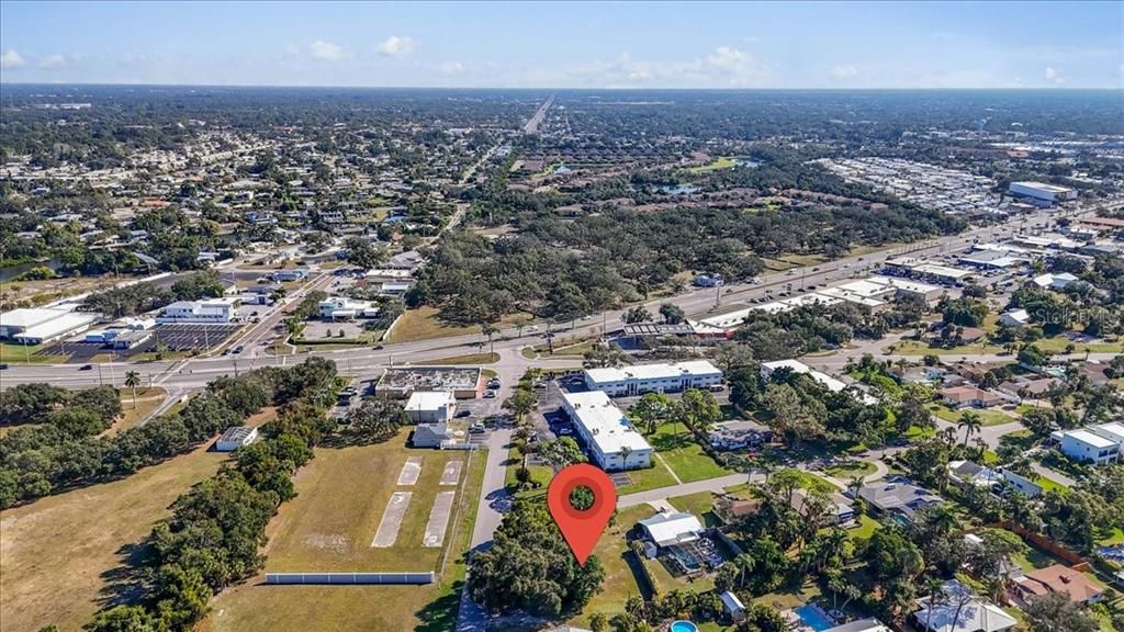 For Sale: $479,999 (0.31 acres)