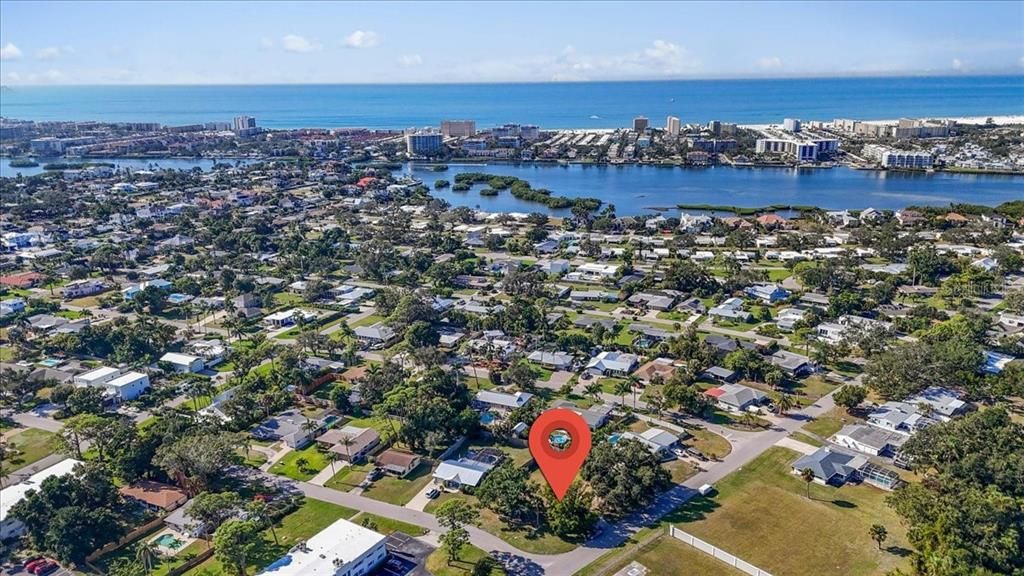 For Sale: $479,999 (0.31 acres)