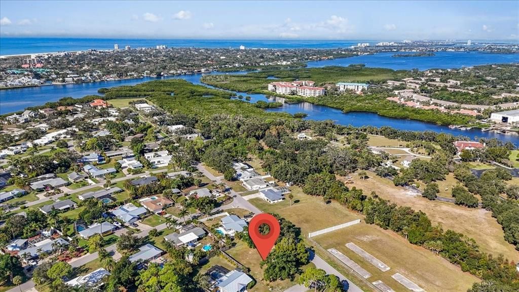 For Sale: $479,999 (0.31 acres)