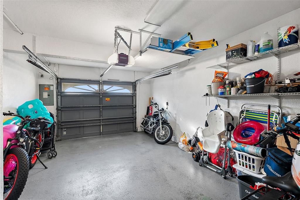 For Sale: $435,000 (2 beds, 2 baths, 1733 Square Feet)