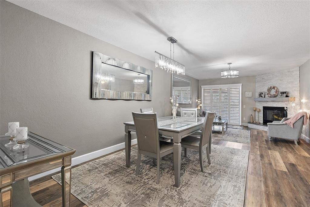 For Sale: $435,000 (2 beds, 2 baths, 1733 Square Feet)