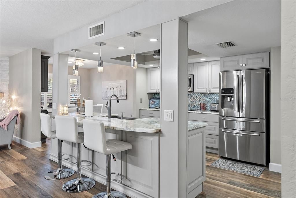 For Sale: $435,000 (2 beds, 2 baths, 1733 Square Feet)