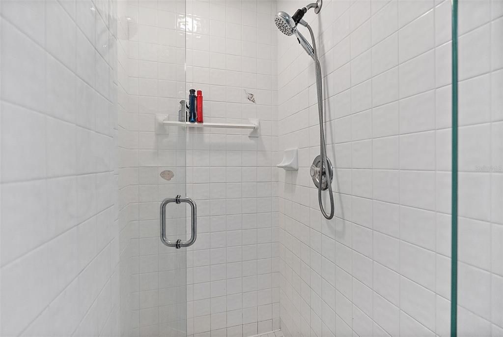 For Sale: $435,000 (2 beds, 2 baths, 1733 Square Feet)