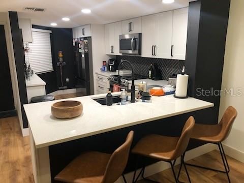 На продажу: $234,900 (2 спален, 2 ванн, 1065 Квадратных фут)