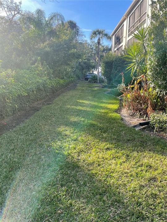 На продажу: $234,900 (2 спален, 2 ванн, 1065 Квадратных фут)