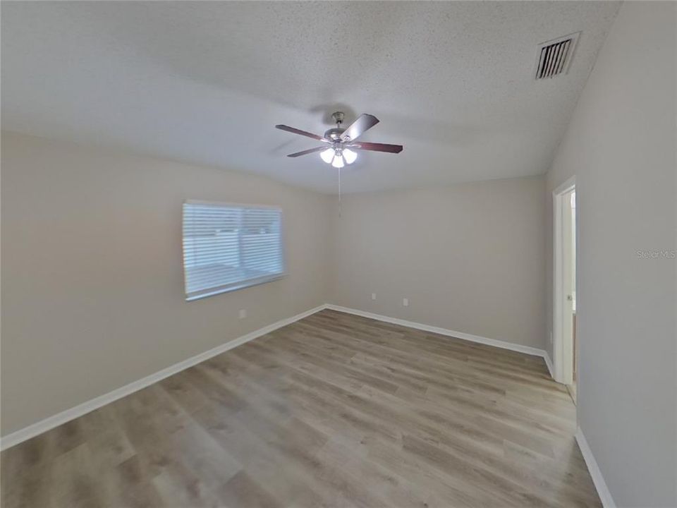 En Renta: $1,949 (4 camas, 2 baños, 1464 Pies cuadrados)