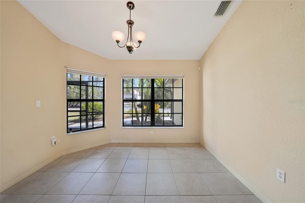 待售: $499,000 (3 贝兹, 2 浴室, 1783 平方英尺)