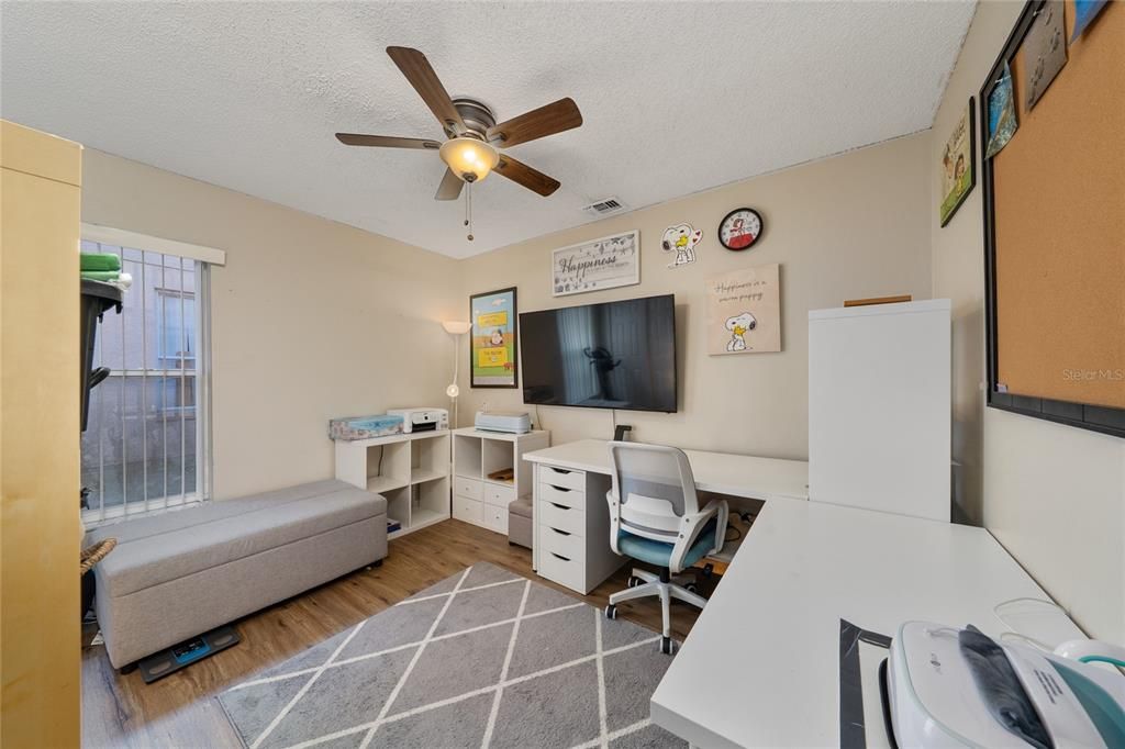 待售: $420,000 (3 贝兹, 2 浴室, 1201 平方英尺)