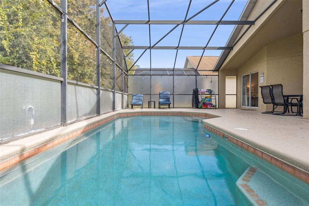 待售: $379,000 (4 贝兹, 2 浴室, 1542 平方英尺)