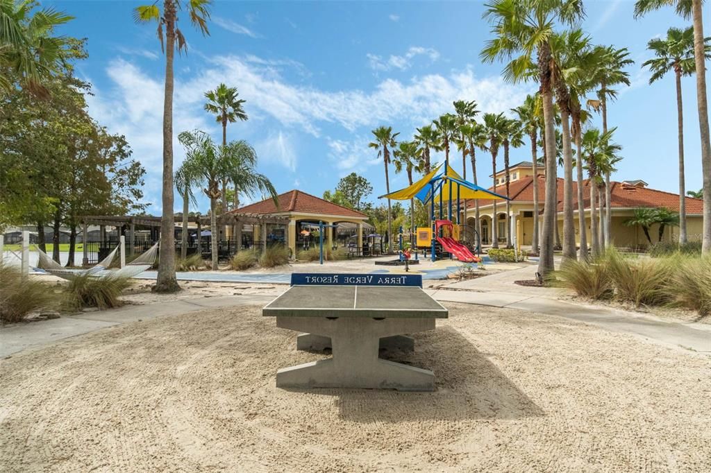 待售: $379,000 (4 贝兹, 2 浴室, 1542 平方英尺)