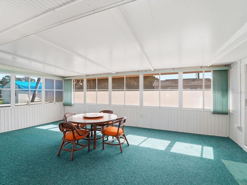 На продажу: $280,000 (3 спален, 2 ванн, 1958 Квадратных фут)