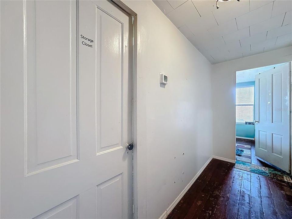 На продажу: $1,095,000 (3 спален, 2 ванн, 1737 Квадратных фут)