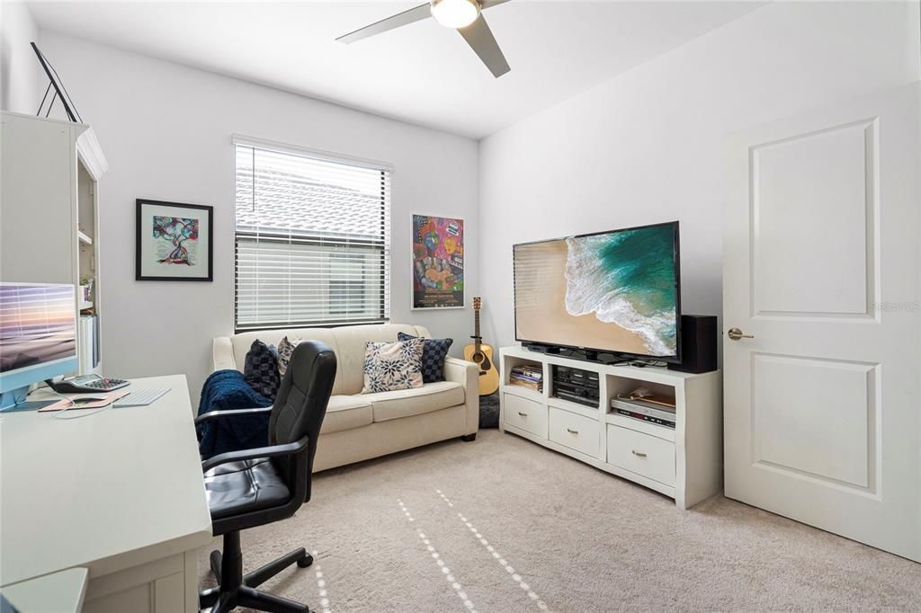 En Venta: $400,000 (2 camas, 2 baños, 1564 Pies cuadrados)