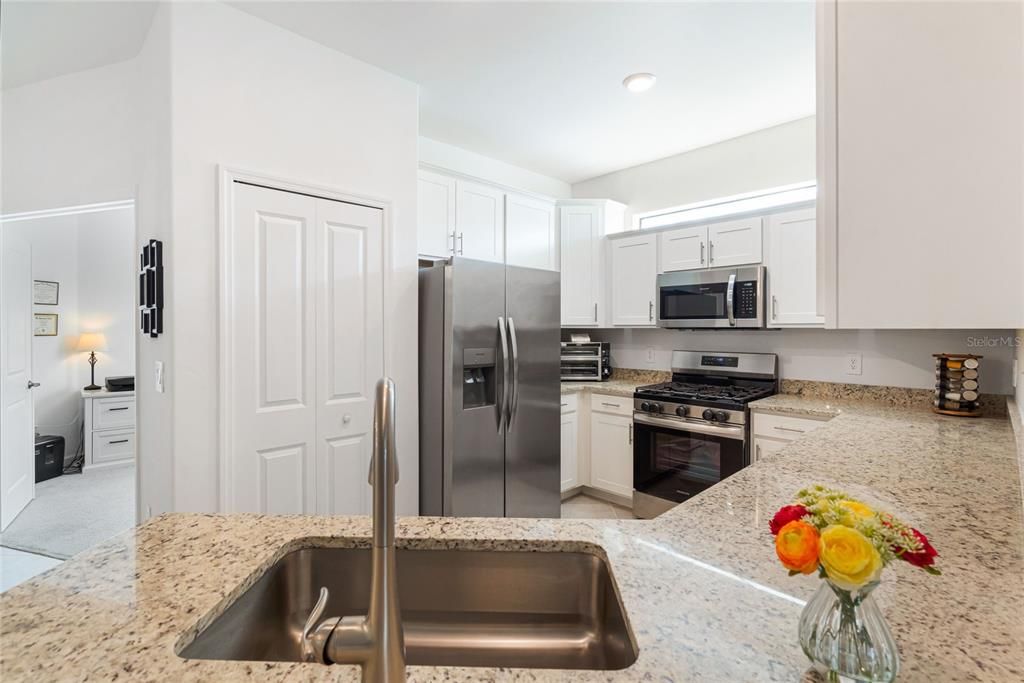 En Venta: $400,000 (2 camas, 2 baños, 1564 Pies cuadrados)