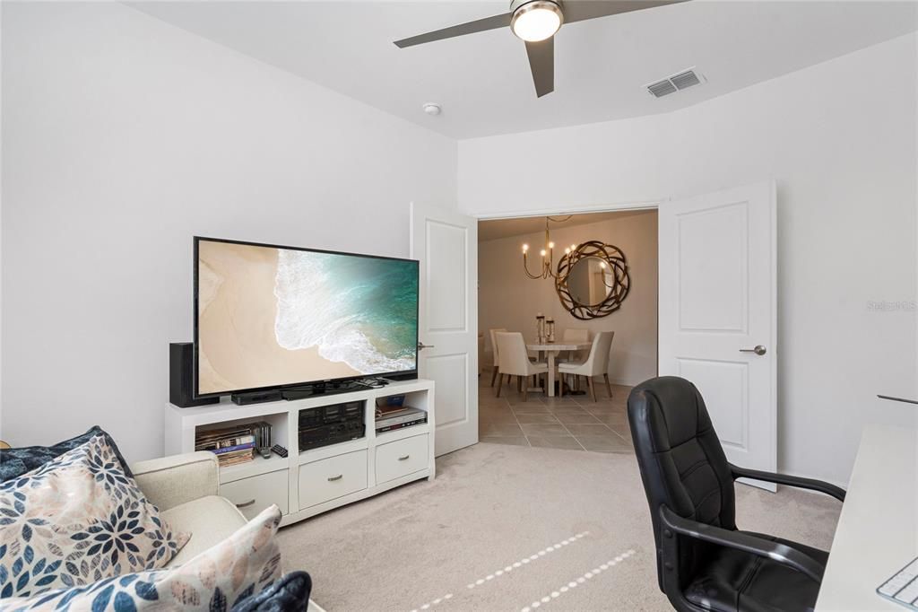 En Venta: $400,000 (2 camas, 2 baños, 1564 Pies cuadrados)