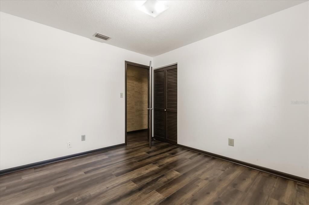 For Sale: $469,000 (4 beds, 2 baths, 2549 Square Feet)