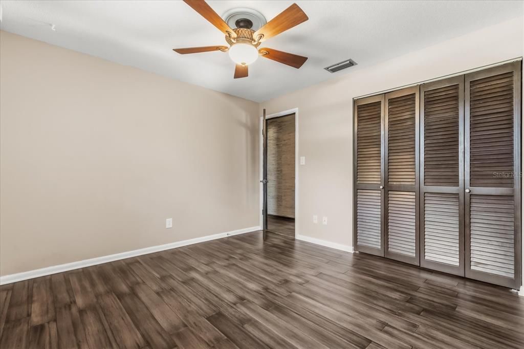 For Sale: $469,000 (4 beds, 2 baths, 2549 Square Feet)