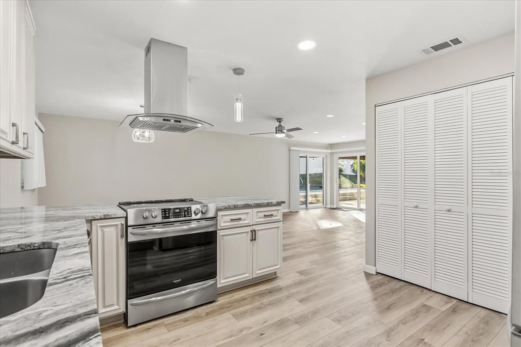 For Sale: $469,000 (4 beds, 2 baths, 2549 Square Feet)