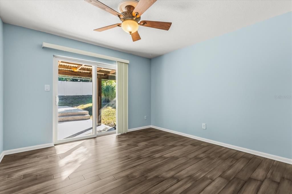 For Sale: $469,000 (4 beds, 2 baths, 2549 Square Feet)