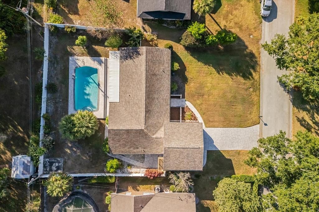 For Sale: $469,000 (4 beds, 2 baths, 2549 Square Feet)