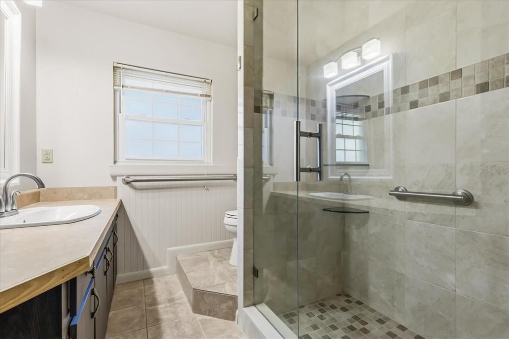 For Sale: $469,000 (4 beds, 2 baths, 2549 Square Feet)