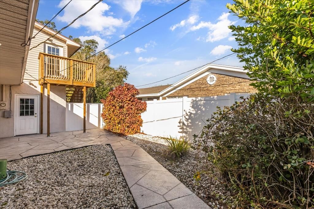 For Sale: $469,000 (4 beds, 2 baths, 2549 Square Feet)