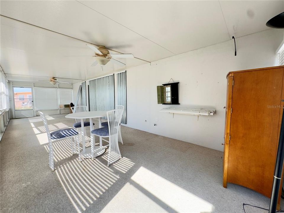 出租: $1,700 (2 贝兹, 2 浴室, 1368 平方英尺)