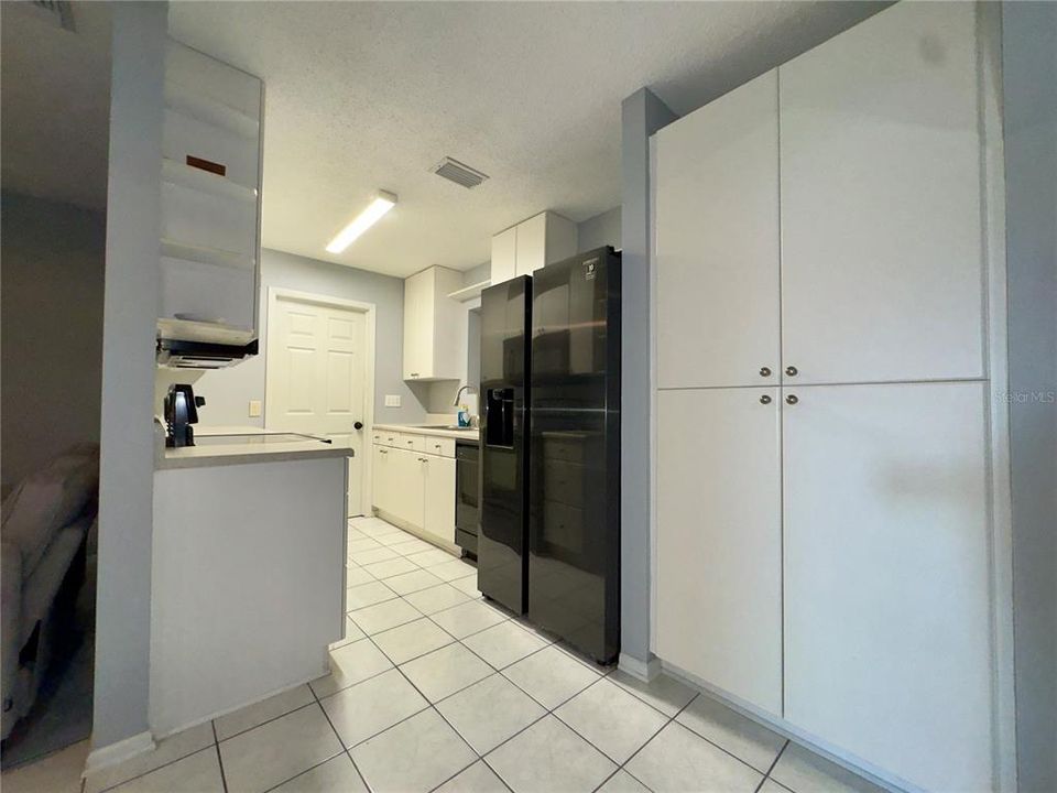 出租: $1,700 (2 贝兹, 2 浴室, 1368 平方英尺)