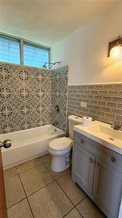 В аренду: $2,000 (3 спален, 2 ванн, 1880 Квадратных фут)