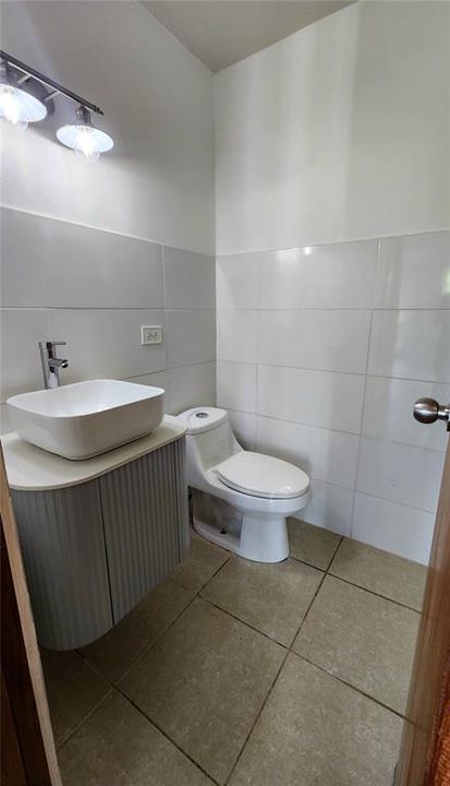 В аренду: $2,000 (3 спален, 2 ванн, 1880 Квадратных фут)