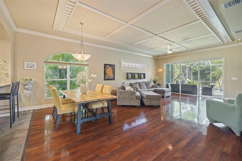 For Sale: $498,000 (2 beds, 2 baths, 2254 Square Feet)