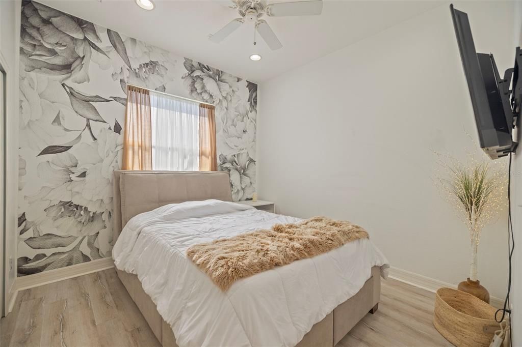 For Sale: $498,000 (2 beds, 2 baths, 2254 Square Feet)