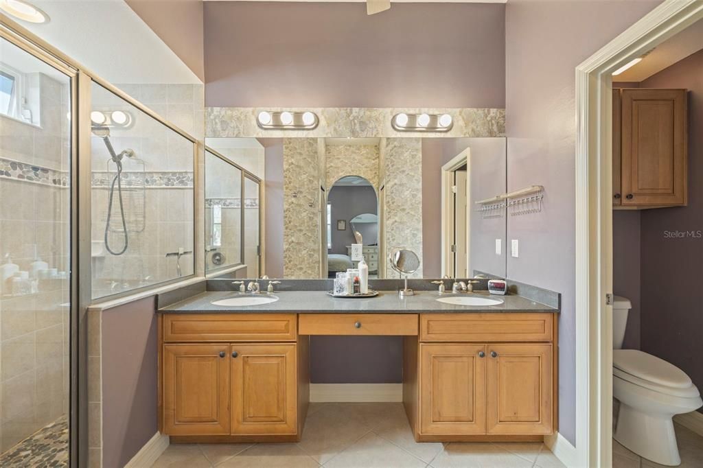 For Sale: $498,000 (2 beds, 2 baths, 2254 Square Feet)