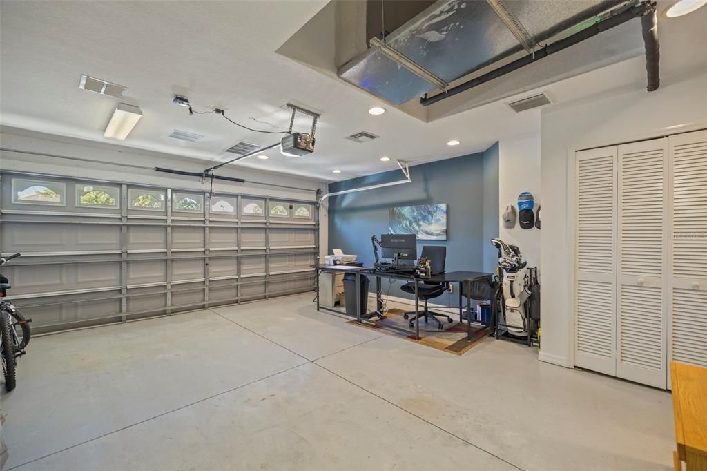 For Sale: $498,000 (2 beds, 2 baths, 2254 Square Feet)