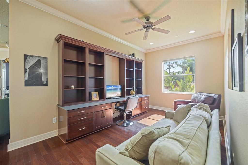 For Sale: $498,000 (2 beds, 2 baths, 2254 Square Feet)