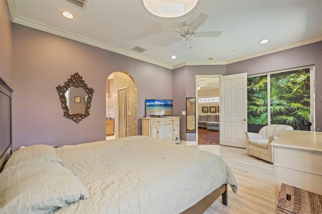 For Sale: $498,000 (2 beds, 2 baths, 2254 Square Feet)